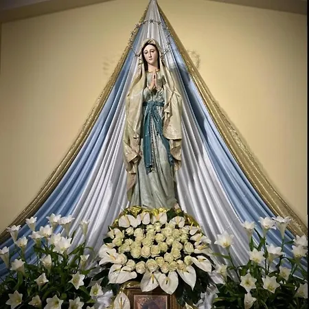 Angelina *